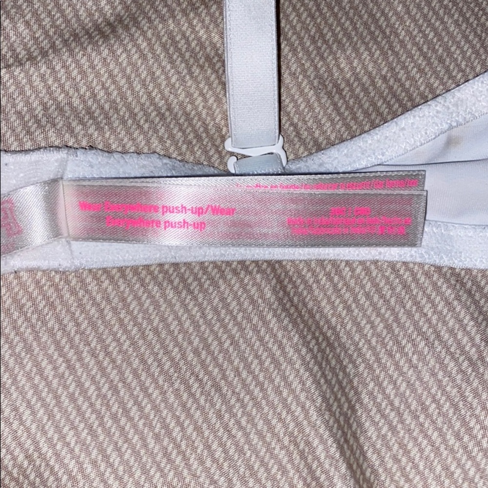 Bra - Picture 3 of 7